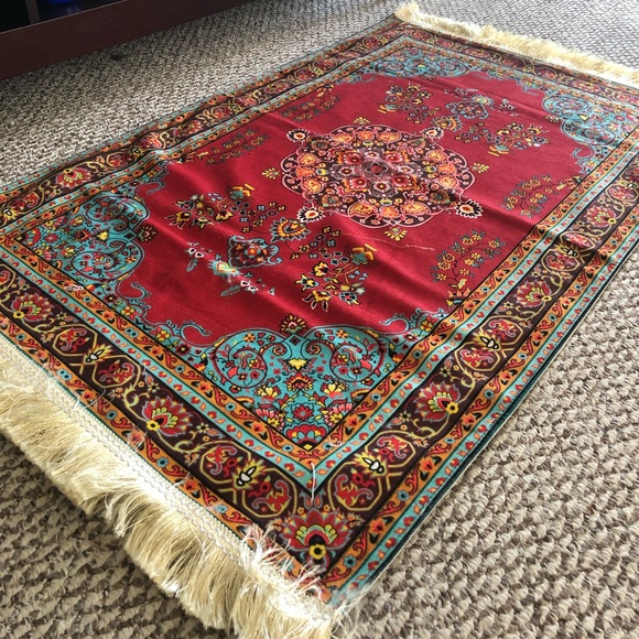 *WHOLESALE* 8 x %100 Stylish Turkish Silk Carpets - Picture 8 of 8